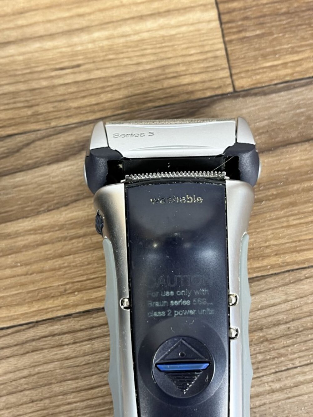 Braun Electric Shaver for Men, Series 5 Wet & Dry Shaver Only - Picture 10 of 11